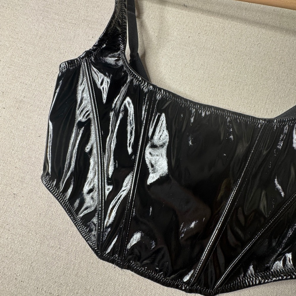 Out From Under Patent Leather Corset Top Black Boned Large Y2K